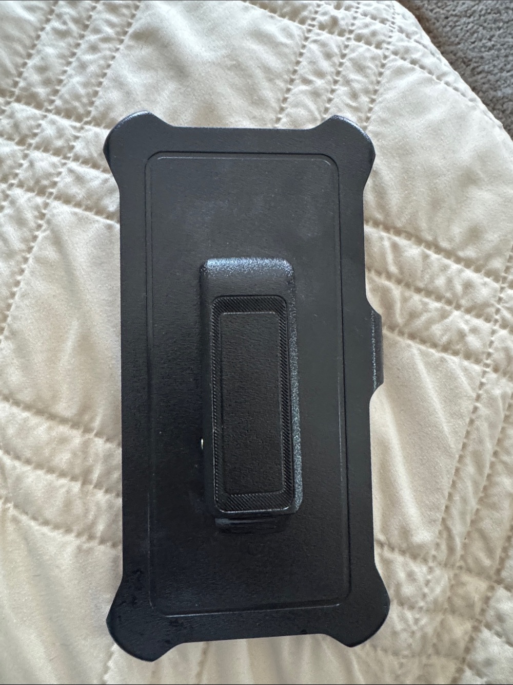 Black Heavy-Duty Phone Holster Case with Belt Clip Samsung S22 belt clip